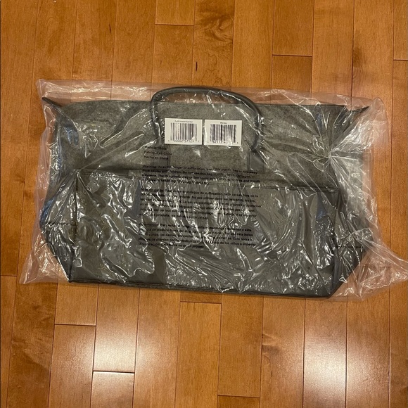 Weekender Bag - Picture 5 of 5